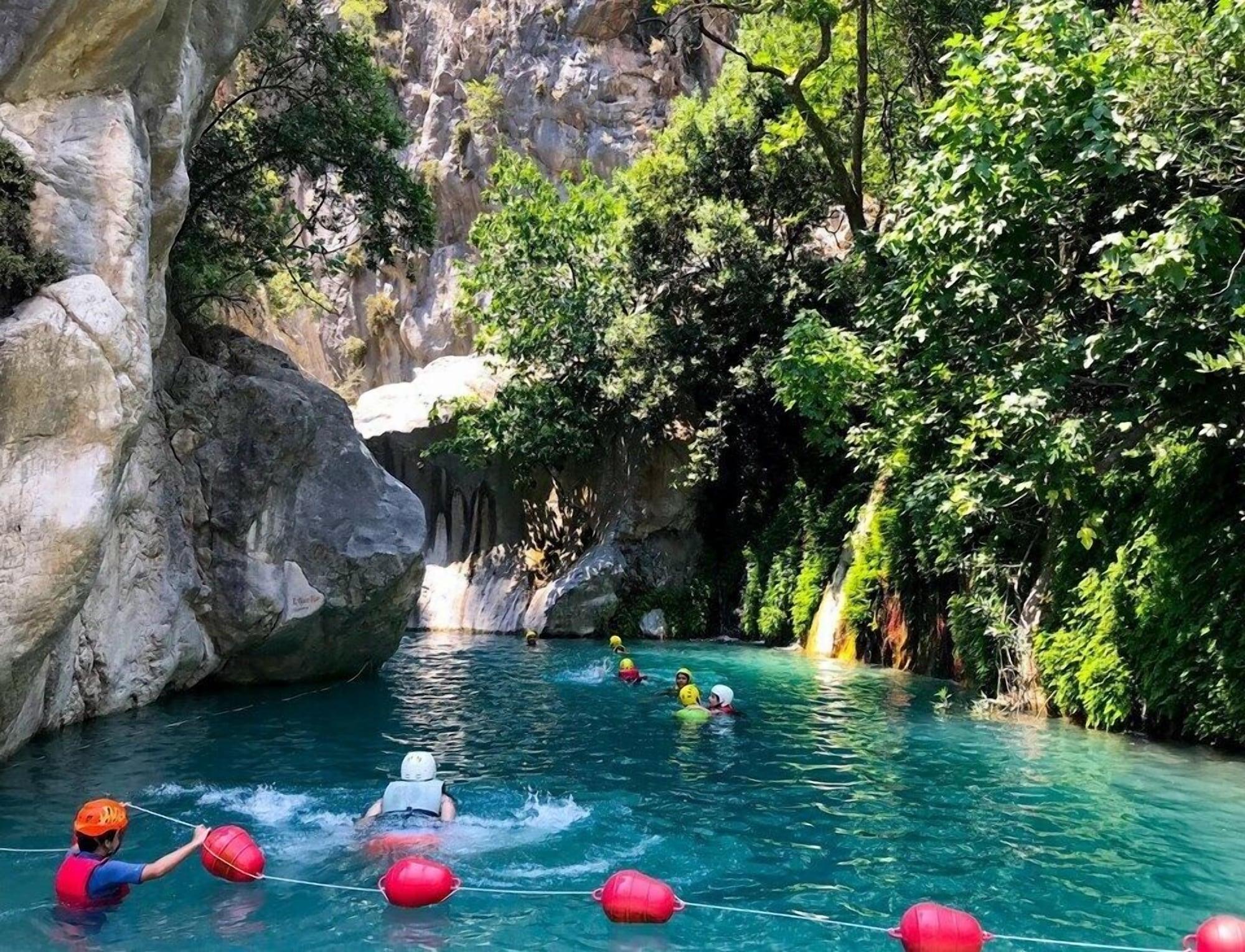 Kemer Suites Exteriör bild